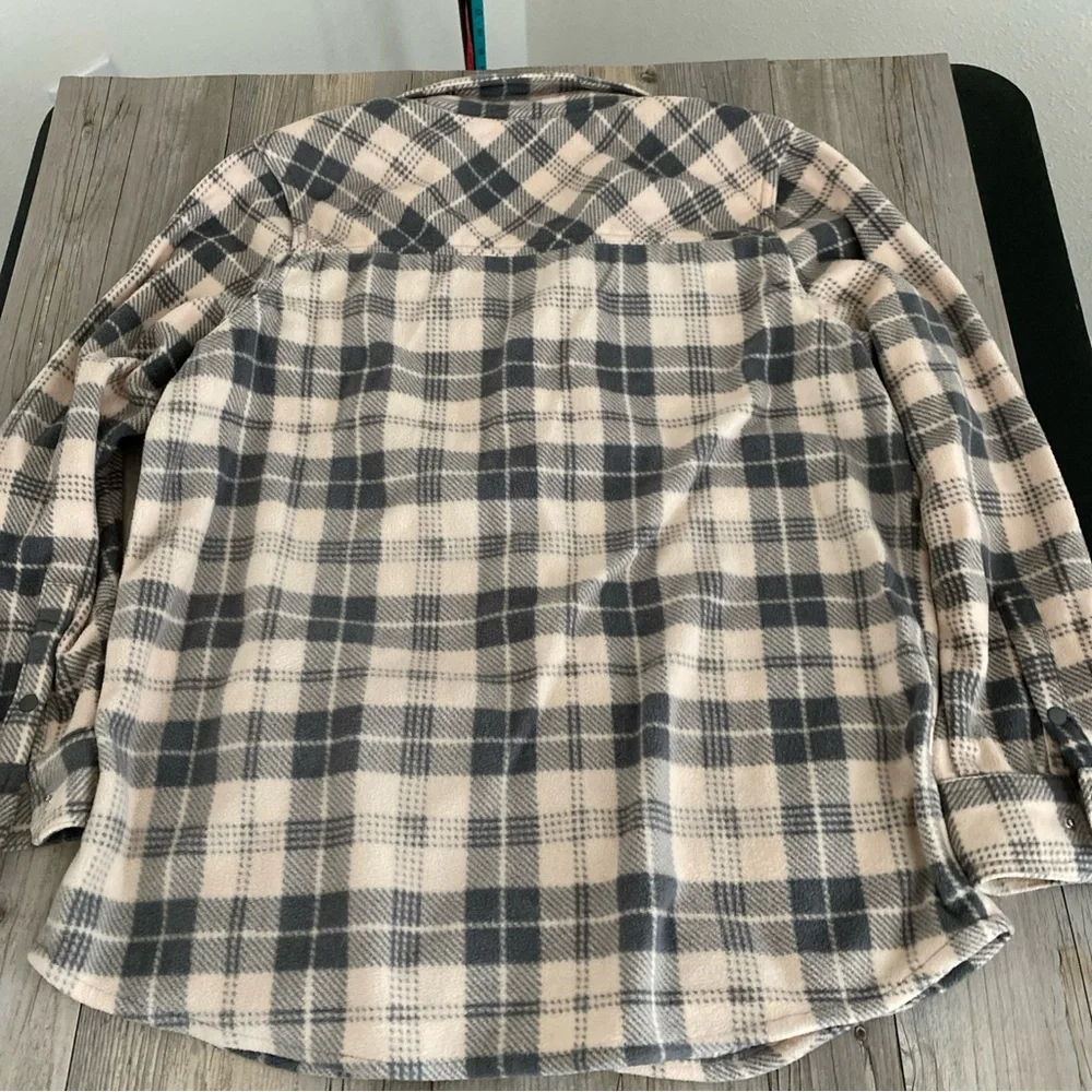 O’Neill Plaid Snap Button Shacket Fleece Women’s XL - Picture 9 of 10